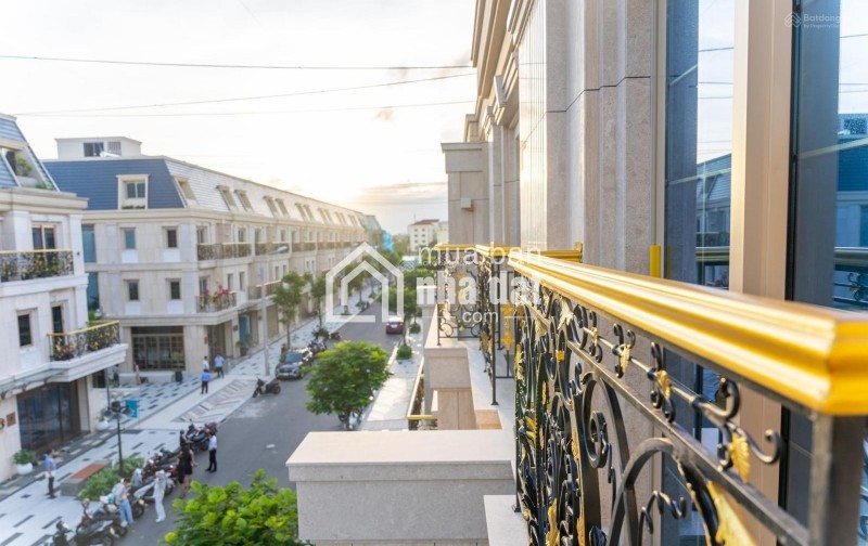 Bán căn góc shophouse Regal Pavillon Đà Nẵng - Đã có sổ hồng - Công chứng ngay - Giá chính chủ