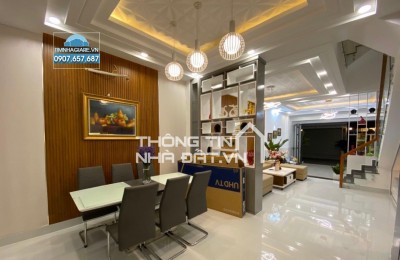 Bán nhà Phố Phương Liệt - TX , DT 46m2 x 5T, Giá hơn 9 Tỷ , ngõ nông thoáng sáng