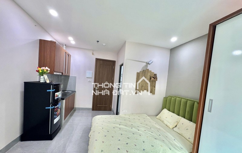 CHO THUÊ CĂN HỘ STUDIO BAN CÔNG NẰM NGAY QUẦN NGỰA, BA ĐÌNH