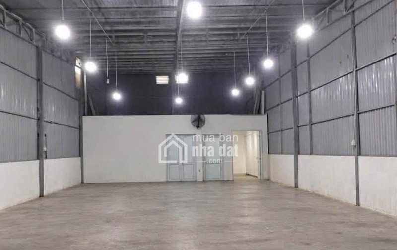 CHO THUÊ KHO PHỐ TRẠM - LONG BIÊN 264 M2 – MT 7M – ĐƯỜNG Ô TÔ TRÁNH – 5 PH RA AEON MALL -LÀM  KHO HÀNG