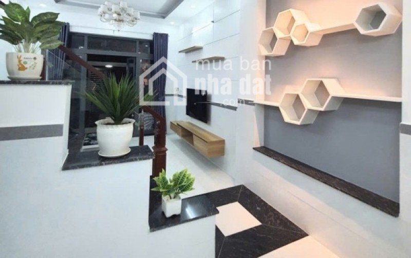 Bán gấp nhà mới xây Full nội thất đường số 8 linh xuân thủ đức, Lh0909428959.