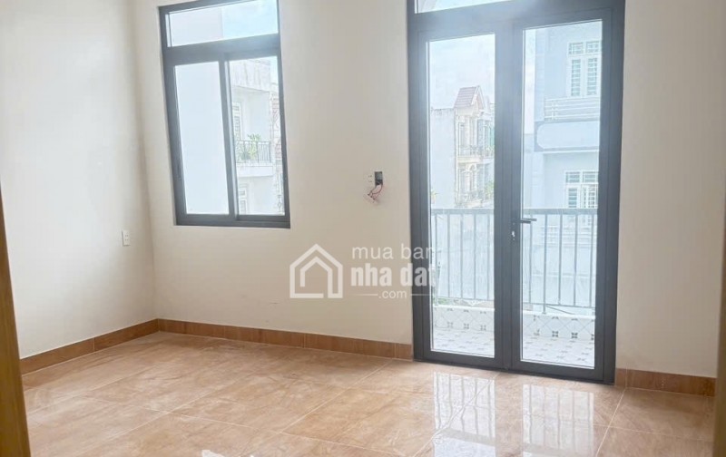 NHÀ PHỐ NGANG 5M ĐANG HOÀN THIỆN TẠI THẠNH XUÂN 25, Q12