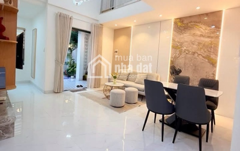 Bán nhà trong kiệt đường Hoàng Diệu , giá chỉ nhỉnh hơn 4 tỷ
