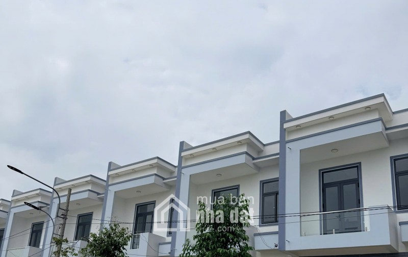 Bán NOXH ngay chợ Bình Chánh, giá chỉ từ 1.4 tỷ/căn.