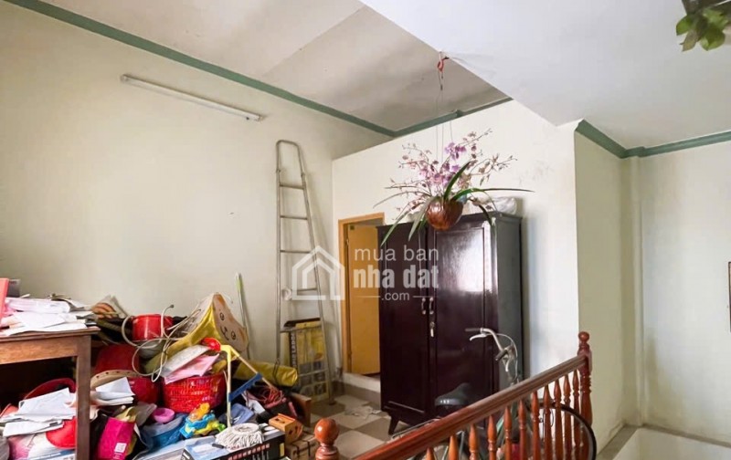 CHO THUÊ NHÀ 1 TRỆT 2 LẦU GÓC 2 MẶT TIỀN ĐƯỜNG 3/2 - NHÀ KẾ ĐẠI HỌC CẦN THƠ