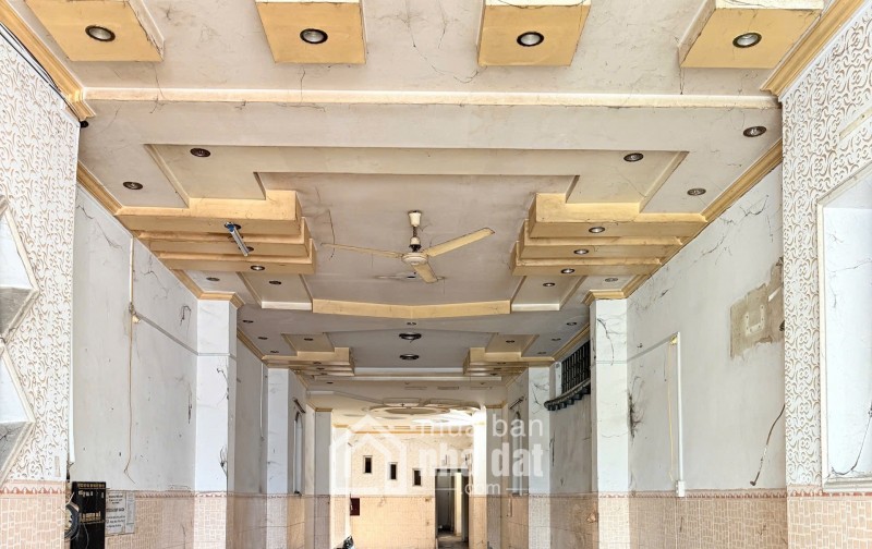CHO THUÊ NHÀ 1 TRỆT 3 LẦU MẶT TIỀN ĐƯỜNG NGUYỄN VĂN CỪ CẦN THƠ -  CÓ 19 PHÒNG & 19 TOLET