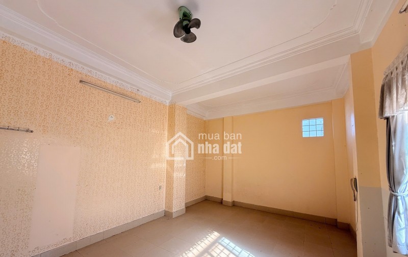 CHO THUÊ NHÀ 1 TRỆT 3 LẦU MẶT TIỀN ĐƯỜNG NGUYỄN VĂN CỪ CẦN THƠ -  CÓ 19 PHÒNG & 19 TOLET